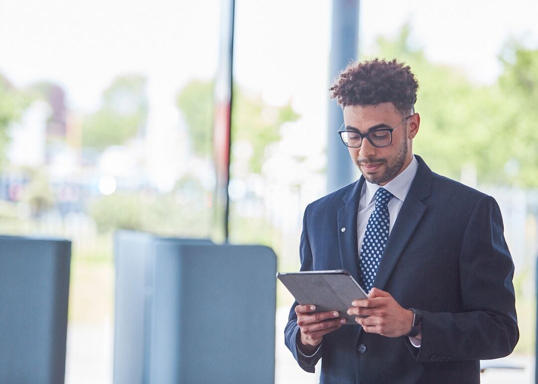 Web_Desktop-2026_Reception_23