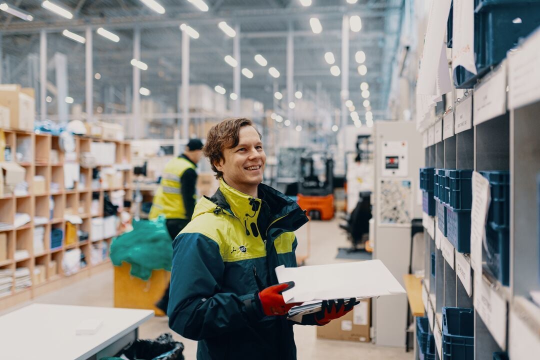 Web_Desktop-FI_2019_Helsinki-Vantaa_Support_01