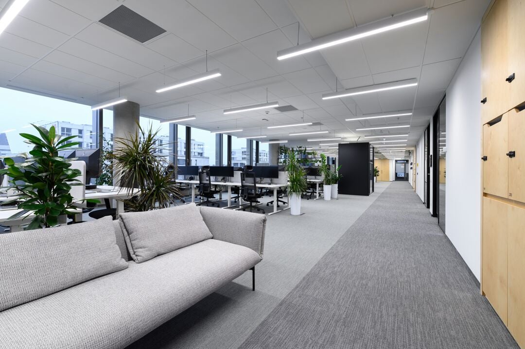 Web_Desktop-ISS_Warsaw HUB_17