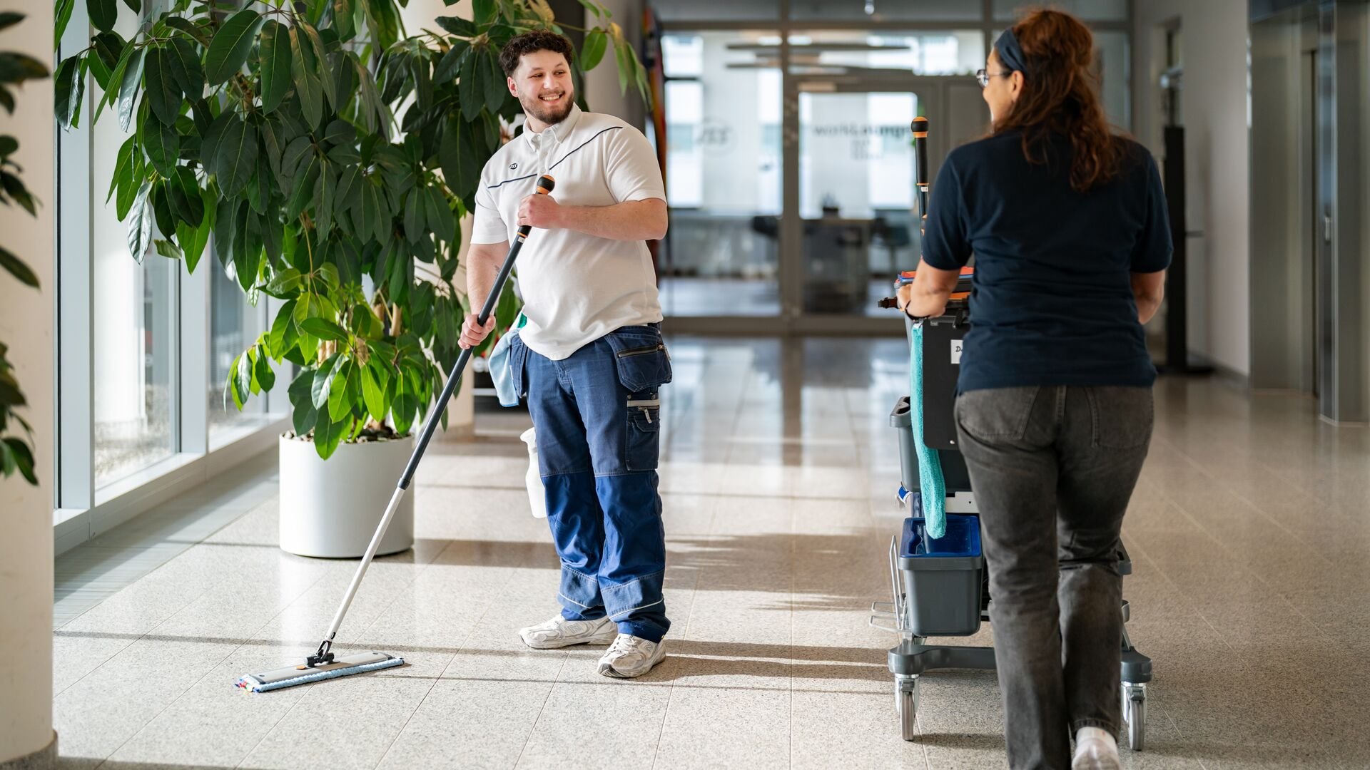 Large-DE_ISS_Apprenticeship_Services (72)